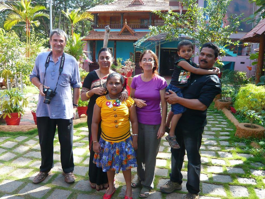 Southcanal Holidays Alappuzha Extérieur photo