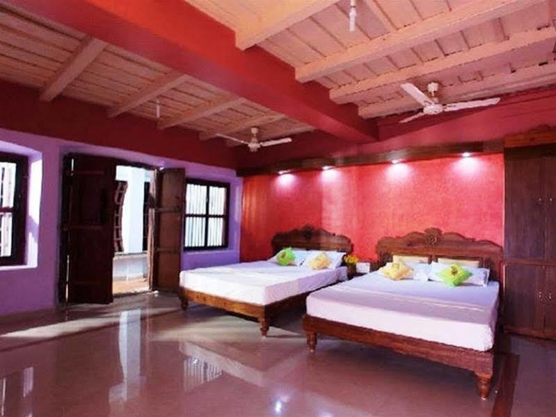 Southcanal Holidays Alappuzha Extérieur photo